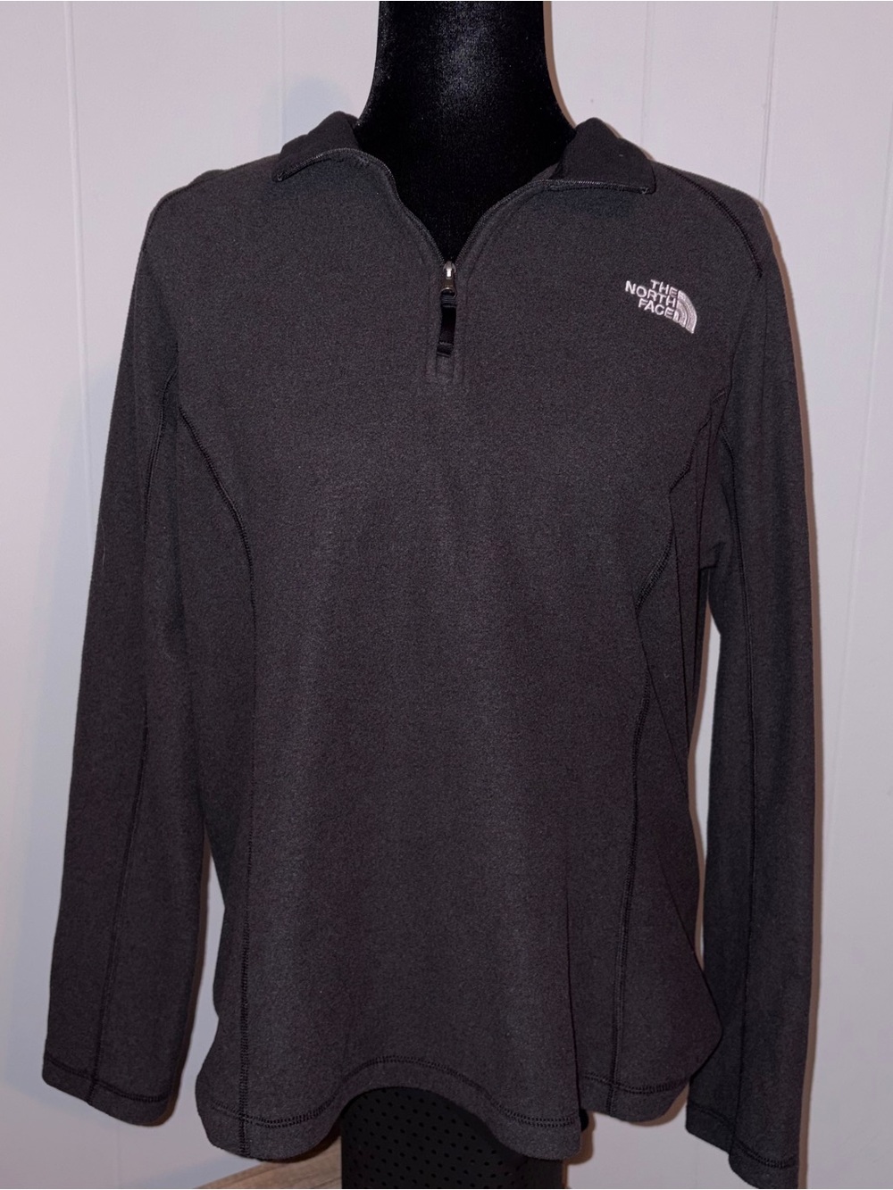 The North Face Women's Black Fleece 1/4 Zip Pullover Size